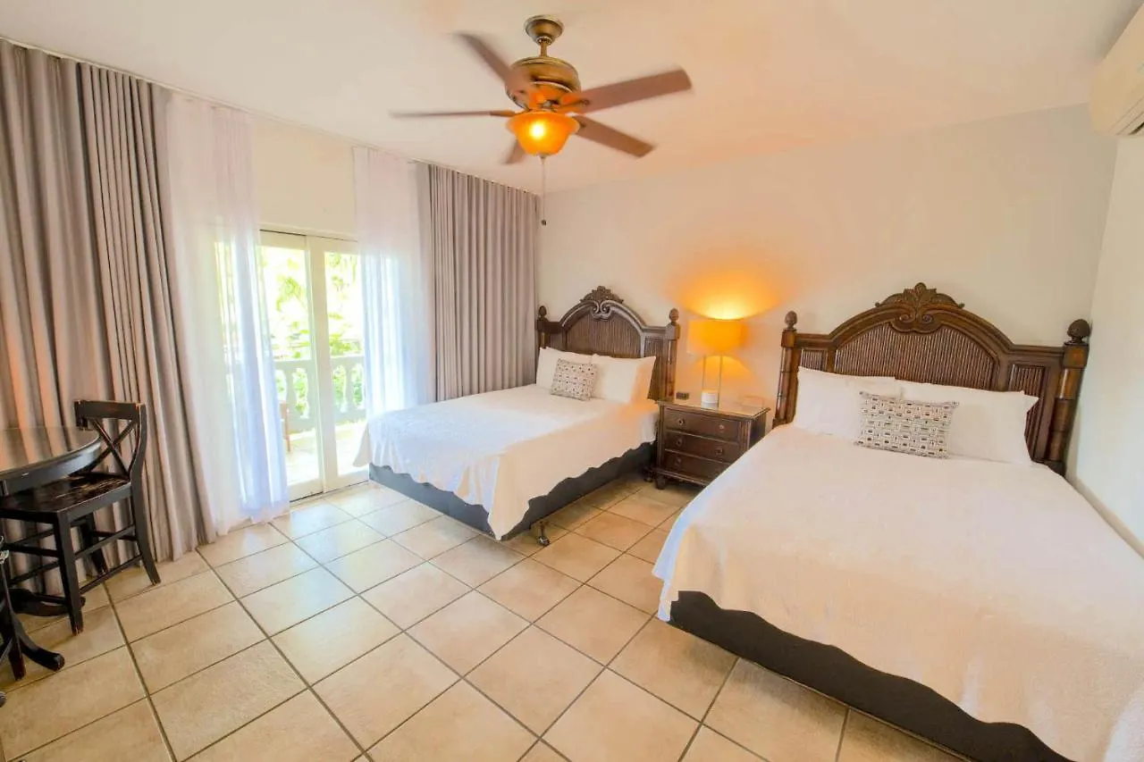 Lazy Parrot Inn Rincon 3*,  Puerto Rico