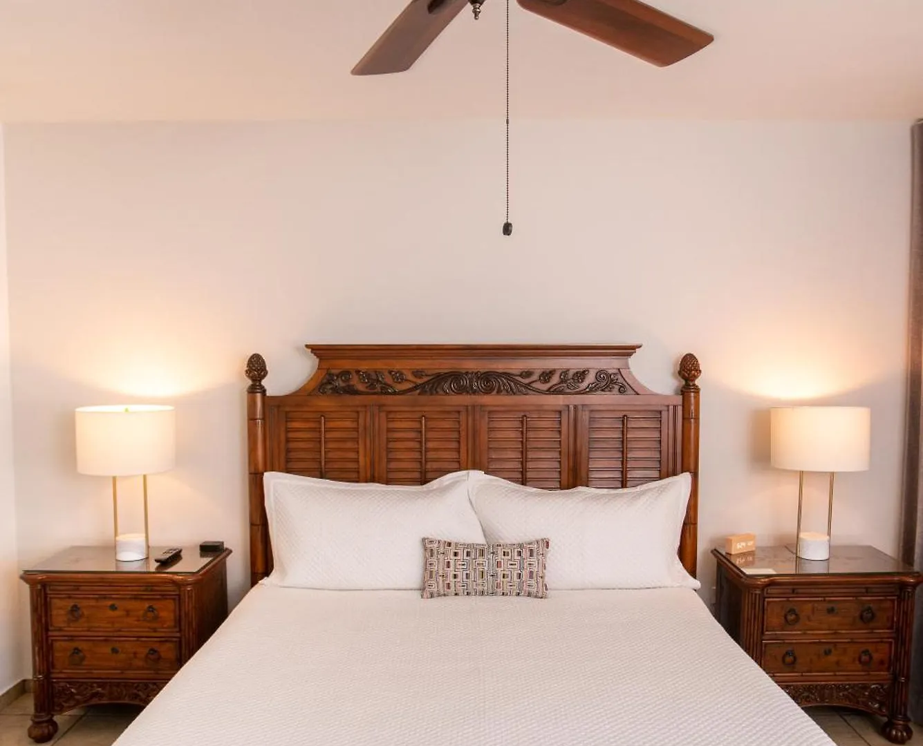 Lazy Parrot Inn Rincon