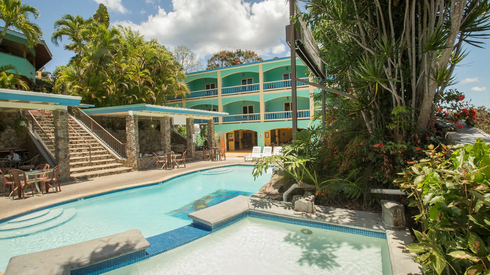 Hotel Lazy Parrot Inn Rincon
