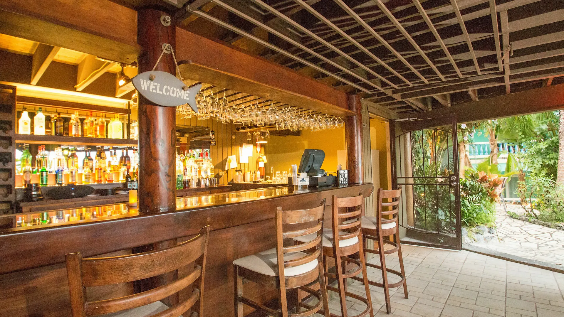 Lazy Parrot Inn Rincon